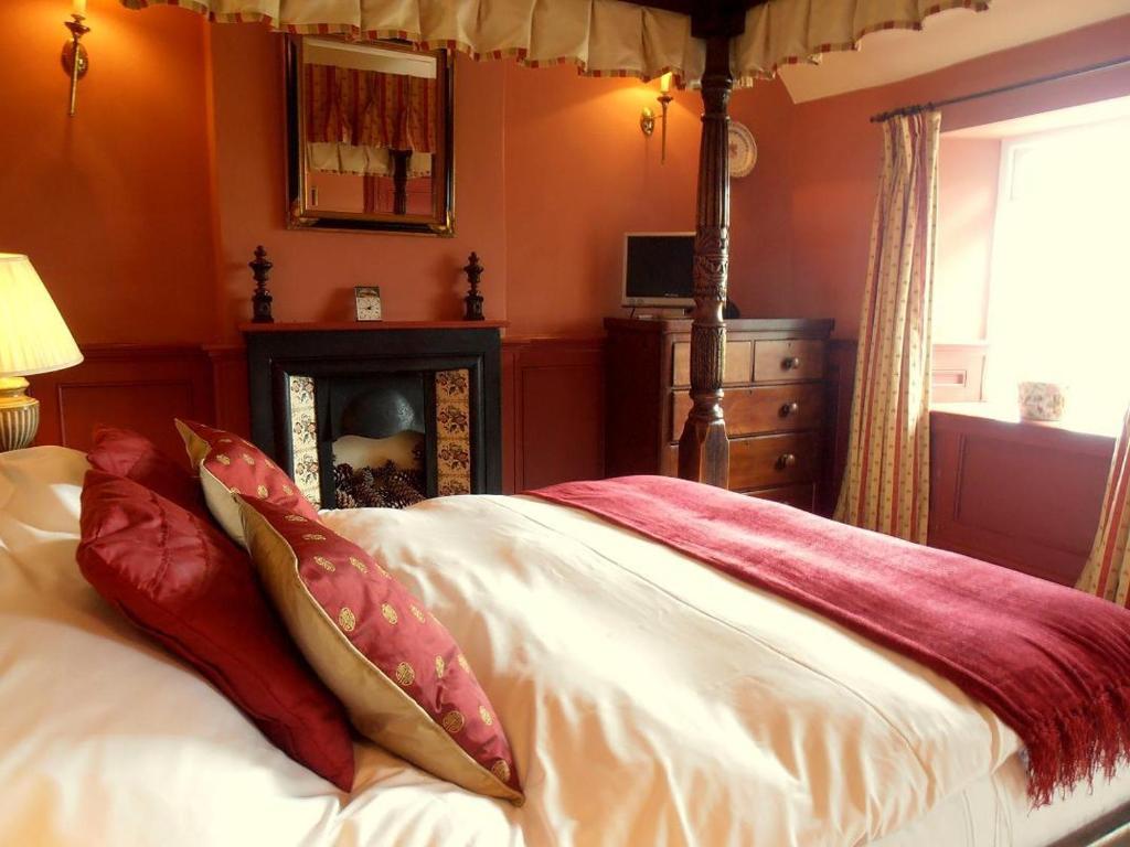 The Hunters Rest Inn Clutton Esterno foto
